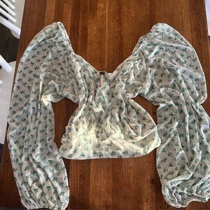 Floral Puff Sleeve Top